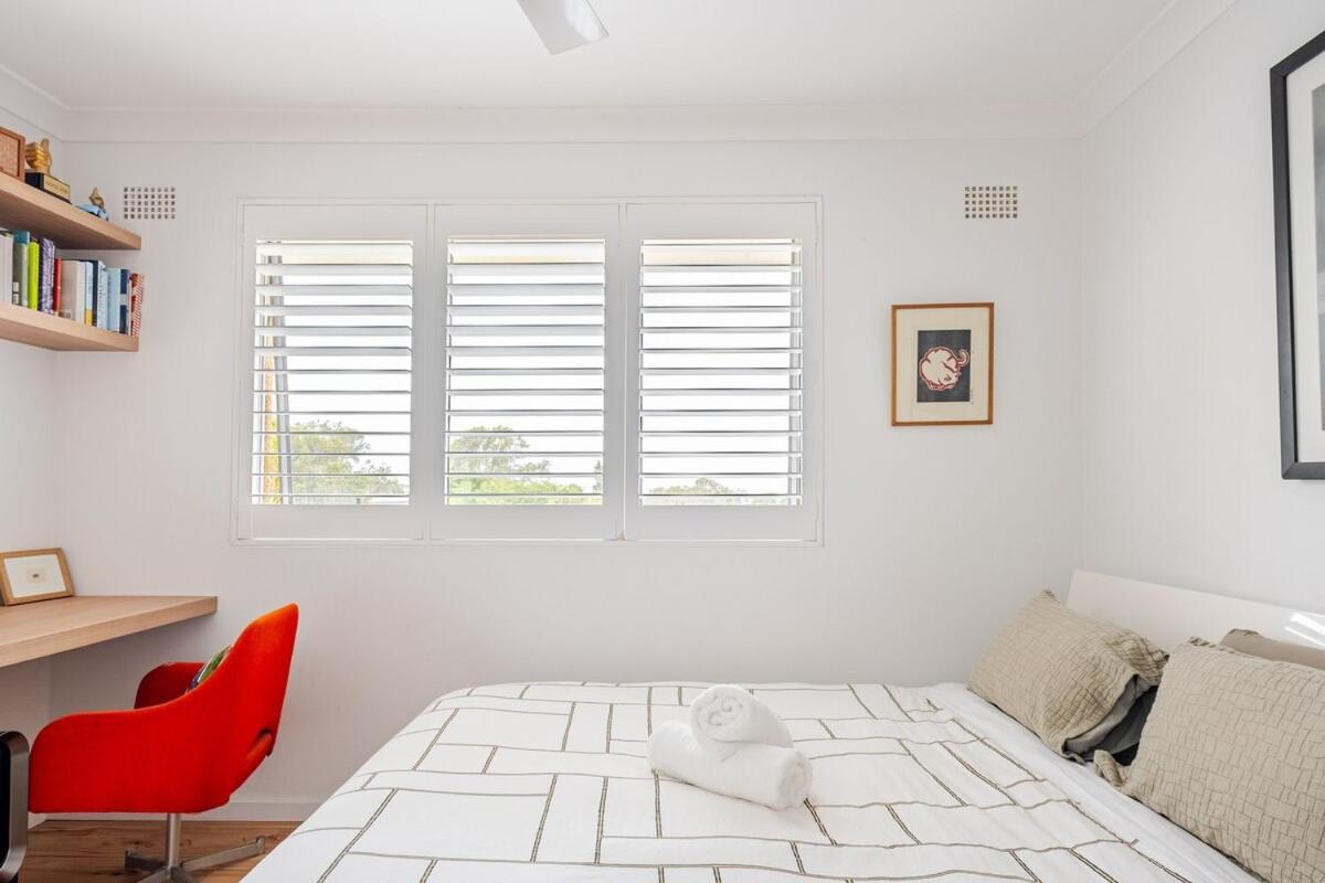 Apartment Light-filled In Bronte *